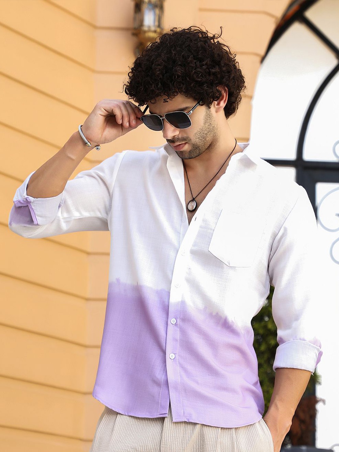 

Campus Sutra Men Comfort Fit Spread Collar Colourblocked Linen Casual Shirt, Purple