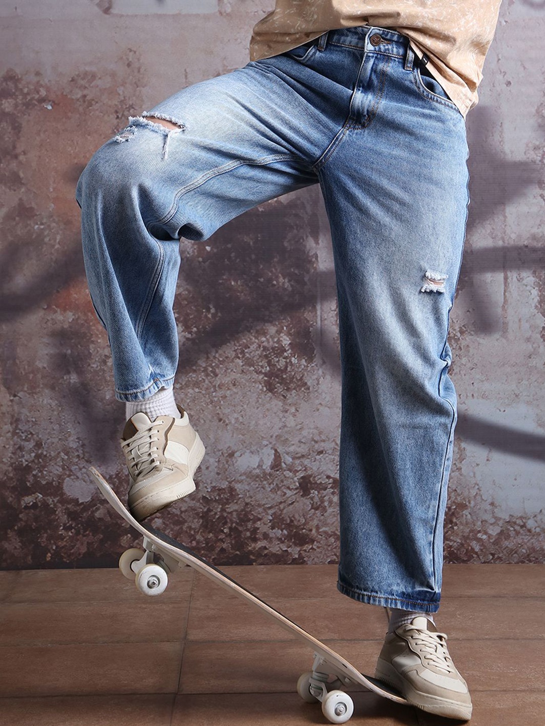 

Hubberholme Men Comfort Baggy Mildly Distressed Pure Cotton Jeans, Blue