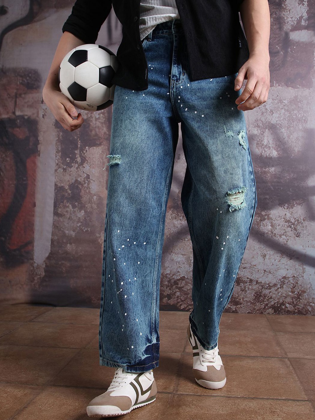 

Hubberholme Men Pure Cotton Loose Fit Heavy Distress Paint splater Jeans, Blue