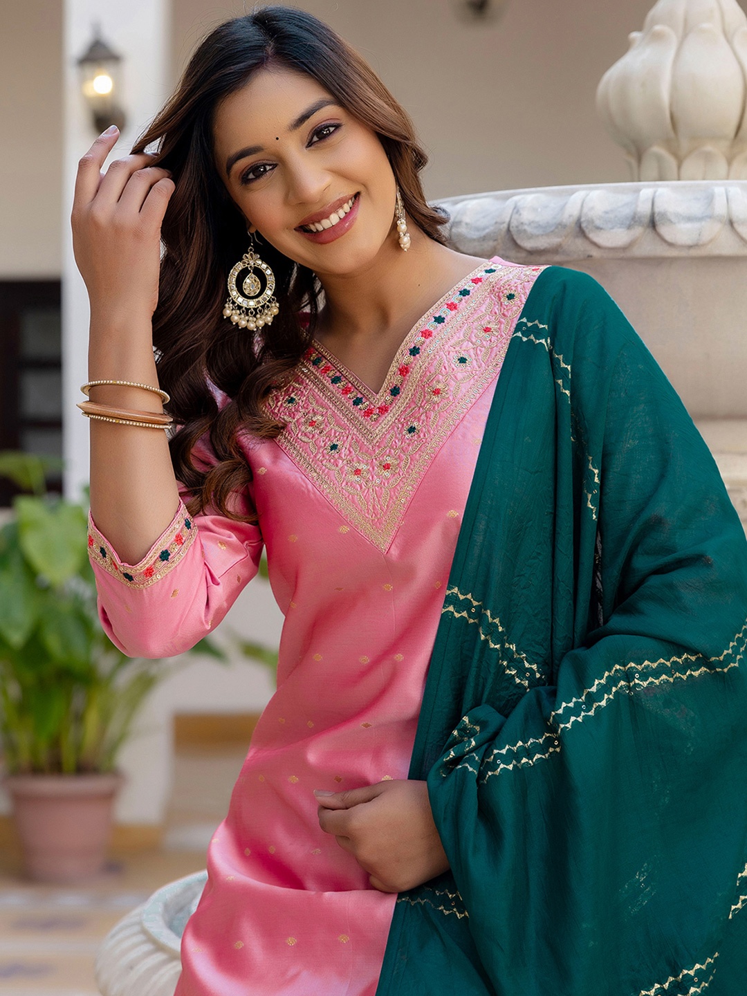 

SKYLEE Floral Embroidered V-Neck Straight Kurta With Trousers And Dupatta, Pink