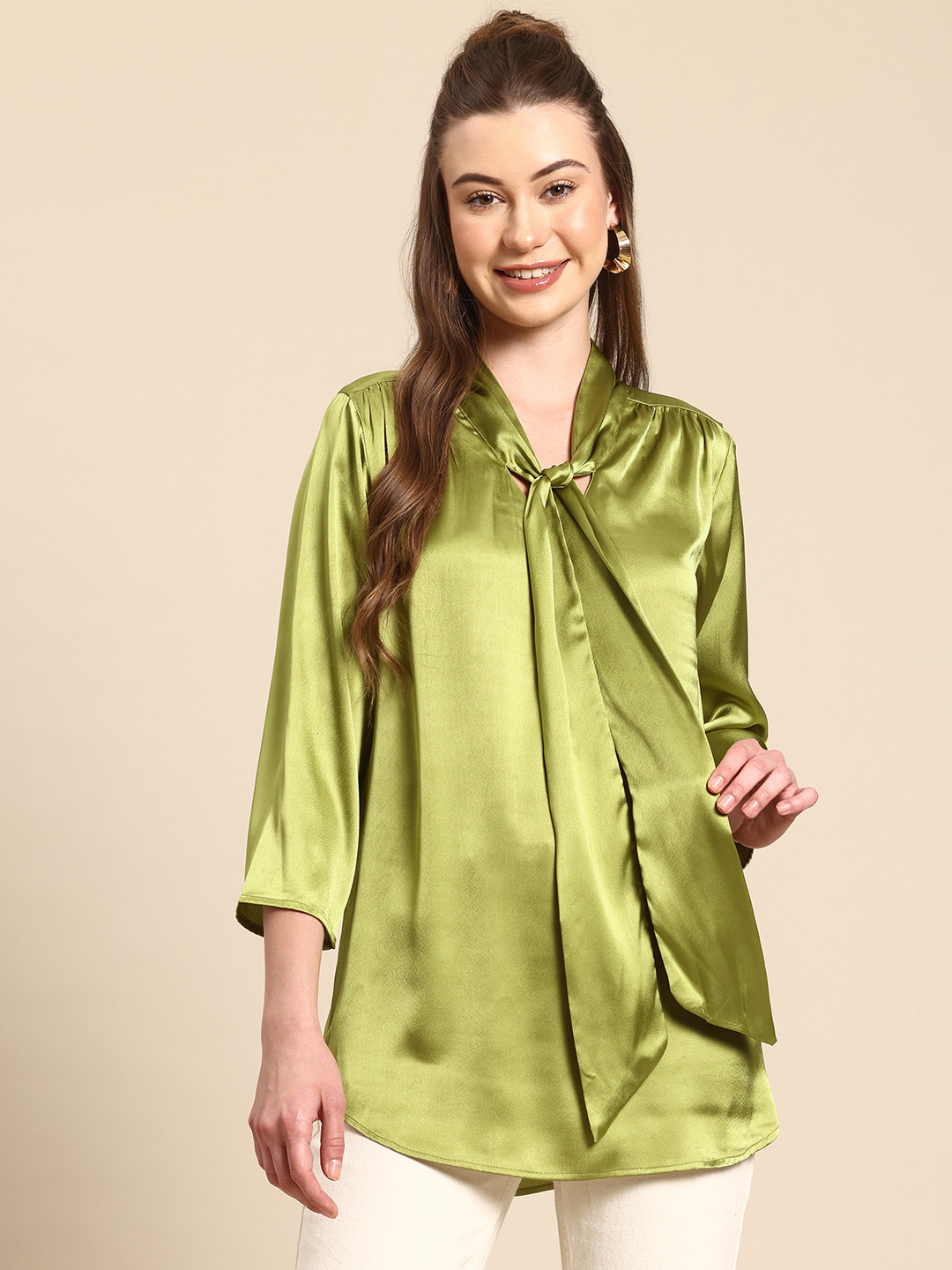 

Qurvii Tie-Up Neck Satin Top, Olive