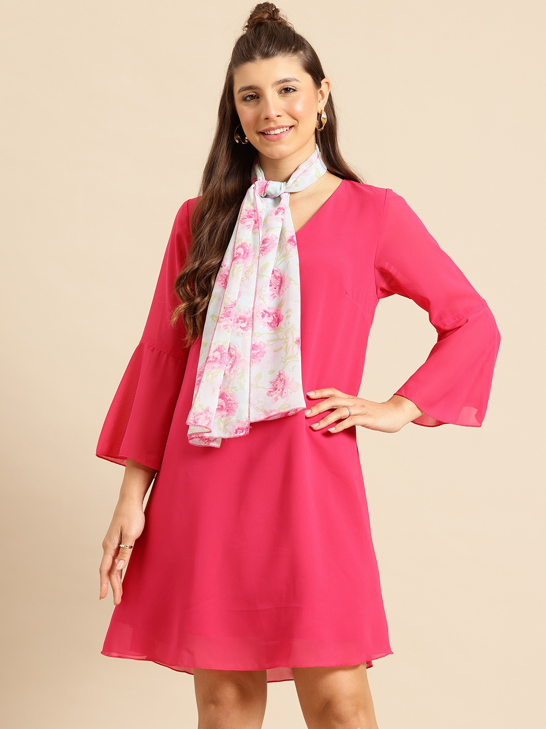 

Qurvii Bell Sleeve Georgette A-Line Dress with Scarf, Pink