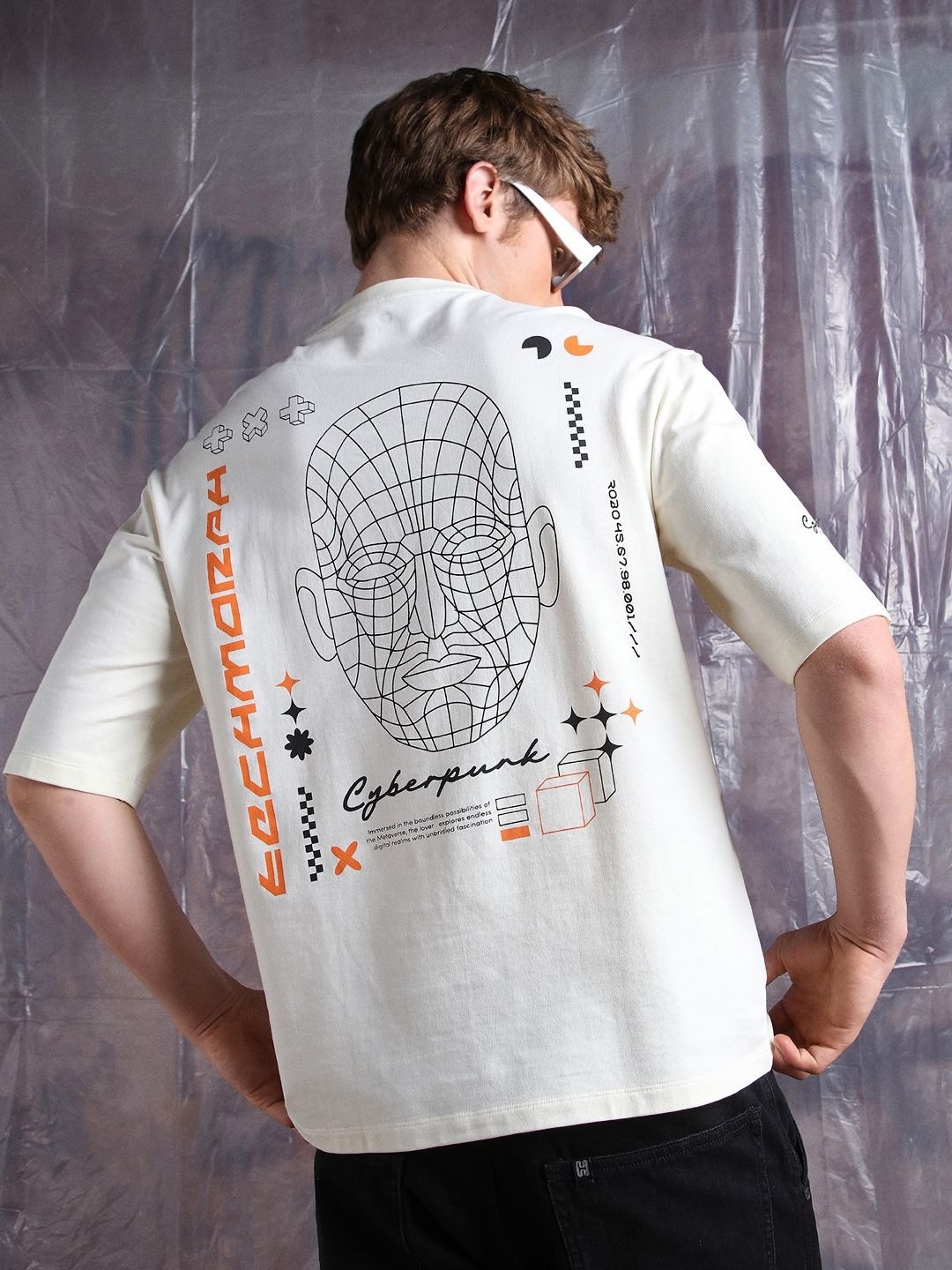 Hubberholme Men Cyborg Graphic Printed Oversized Fit T-shirt, Off white