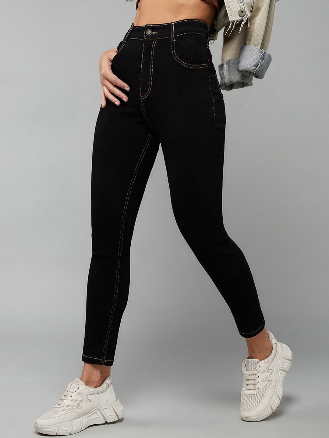 

DOLCE CRUDO Women Skinny Fit High-Rise Stretchable Jeans, Black