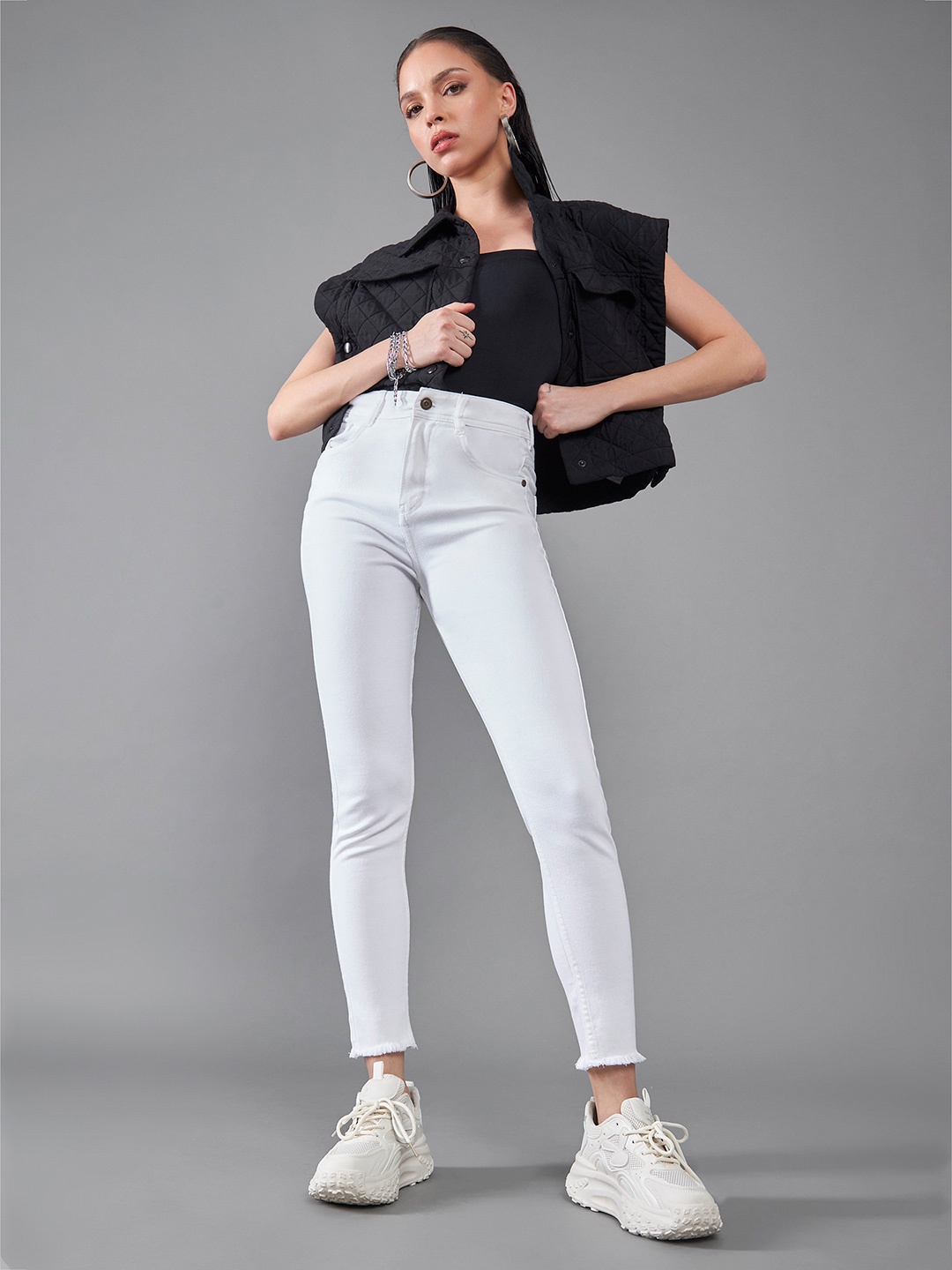 

DOLCE CRUDO Women Skinny Fit High-Rise Light Fade Stretchable Jeans, White