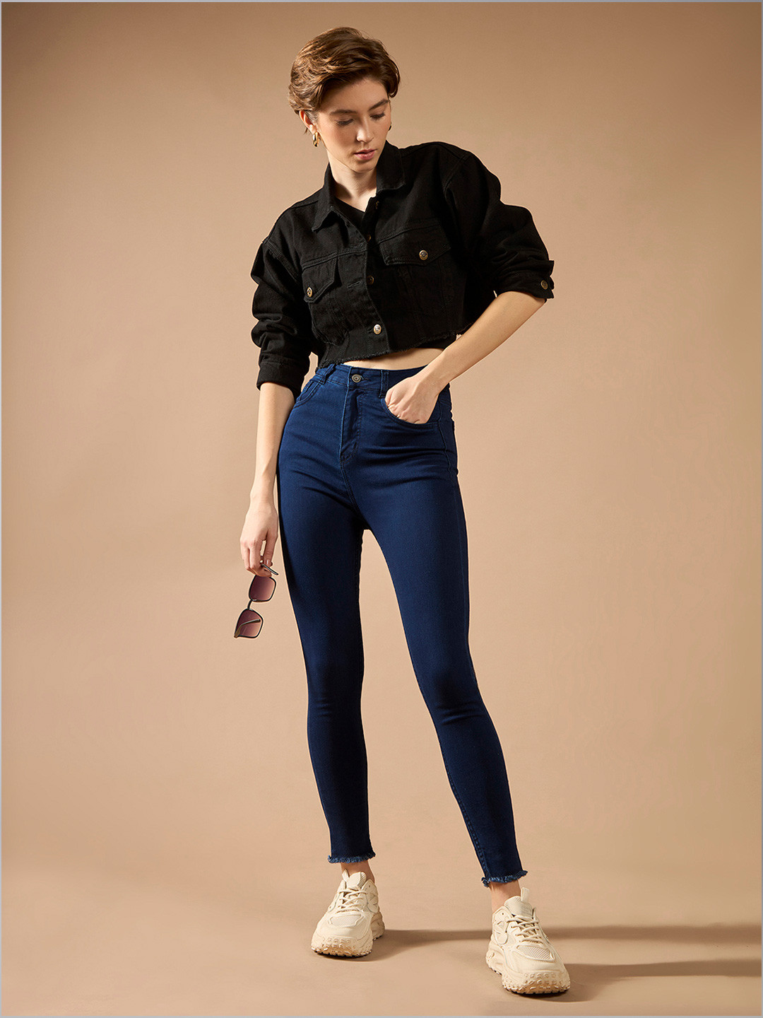 

DOLCE CRUDO Women High-Rise Stretchable Cropped Skinny Fit Jeans, Navy blue