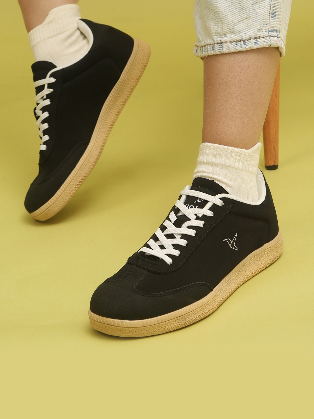 

yoho Quoi Women Lace-Ups Sneakers, Black