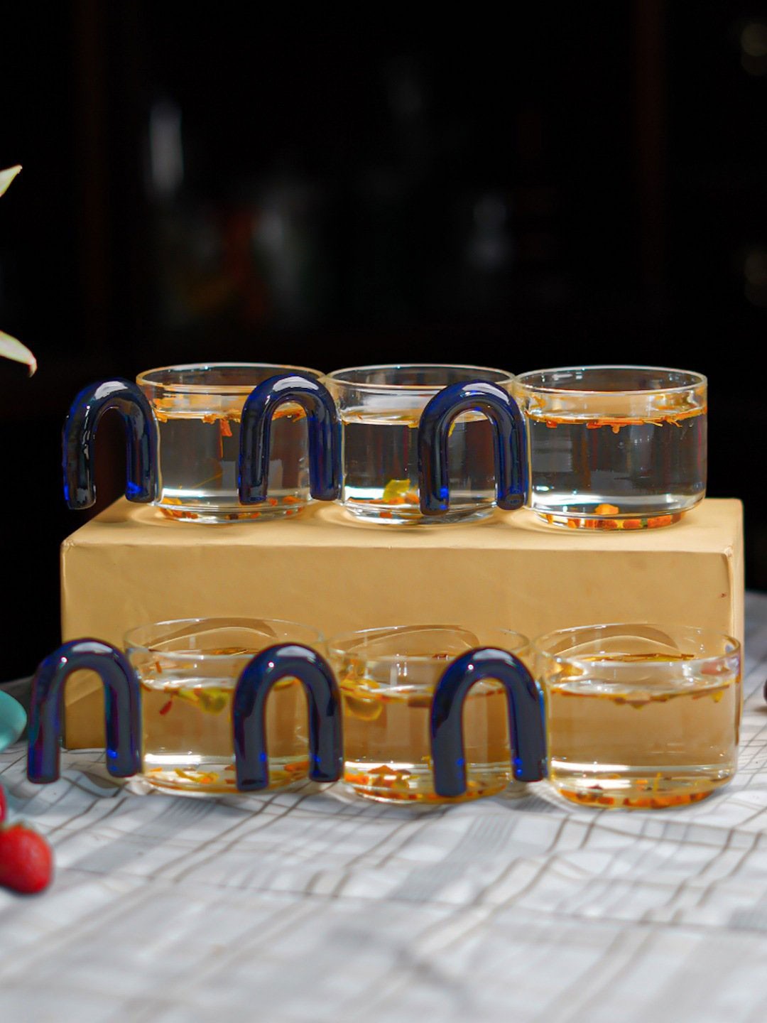 

Aura 6 Pieces Blue Handle Borosilciate Tea Cups 140 ml