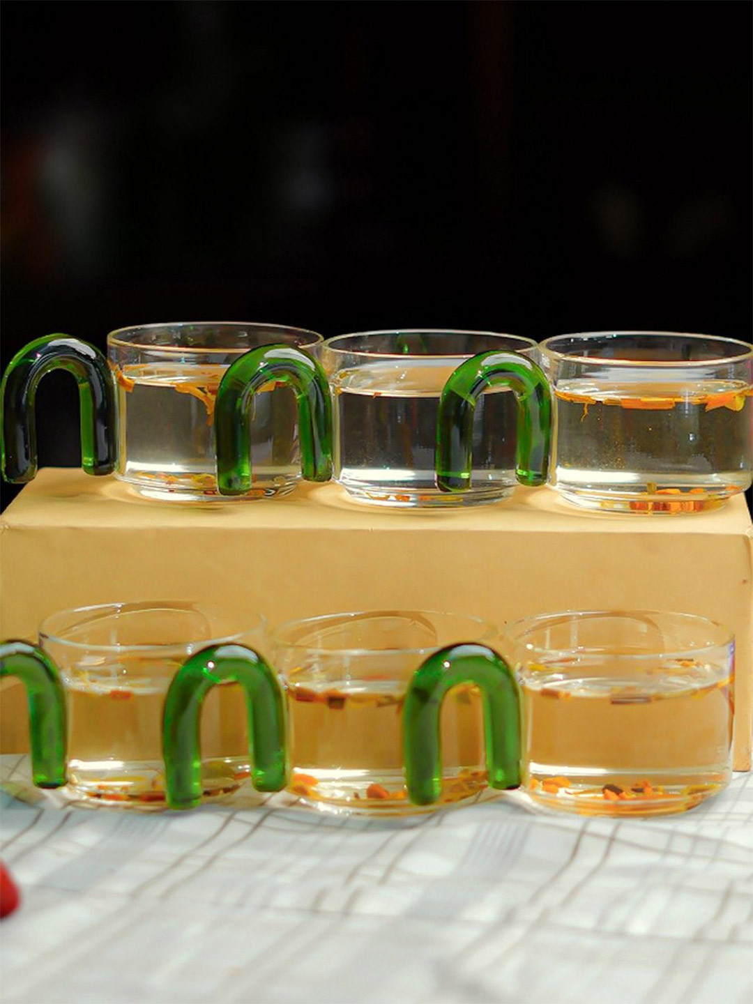 

Aura 6 Pieces Transparent and Green Handle Borosilciate Tea Cups 140 ml