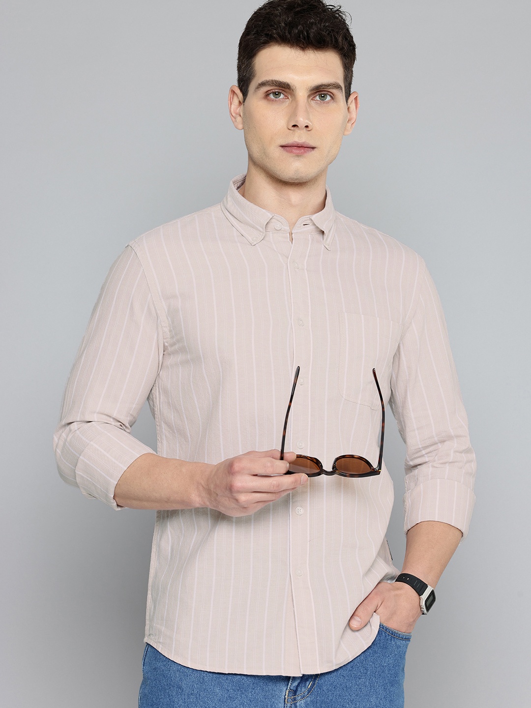 

Flying Machine Slim Fit Striped Opaque Pure Cotton Casual Shirt, Beige
