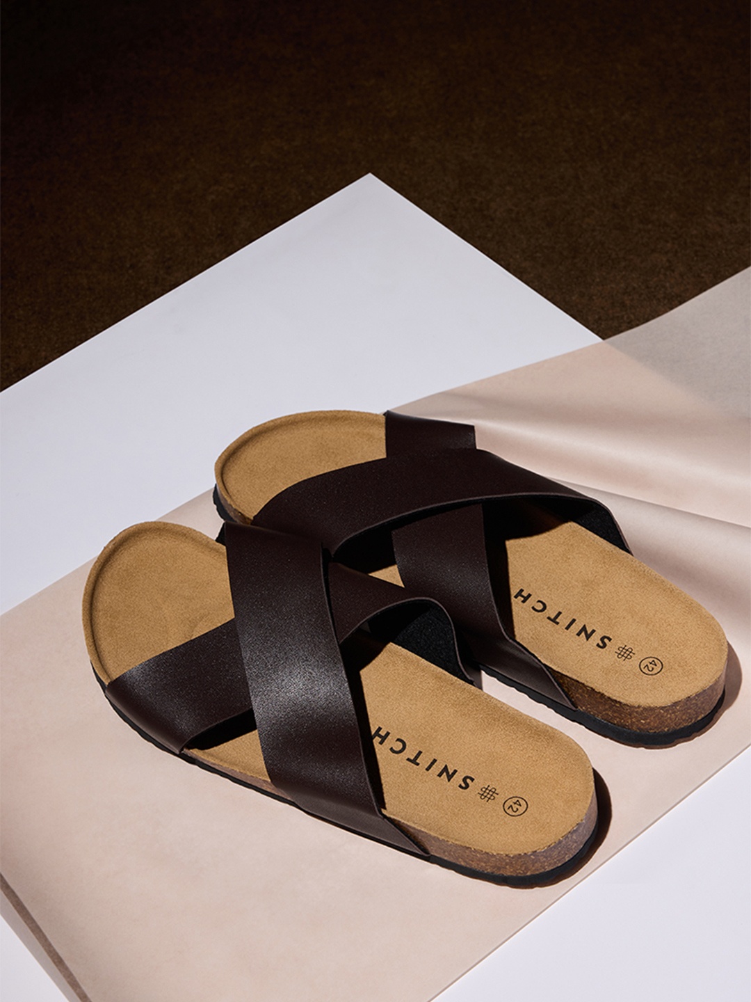 

Snitch Men Brown Solid Slippers