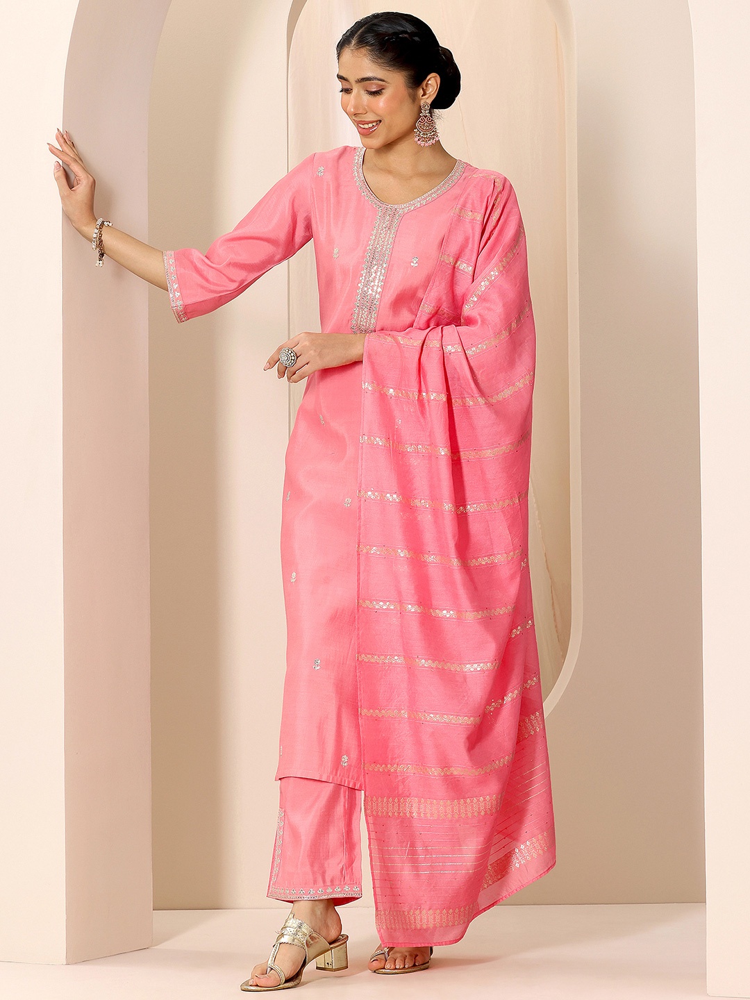 

Libas Floral Embroidered Round Neck Sequinned Kurta With Trousers And Dupatta, Peach