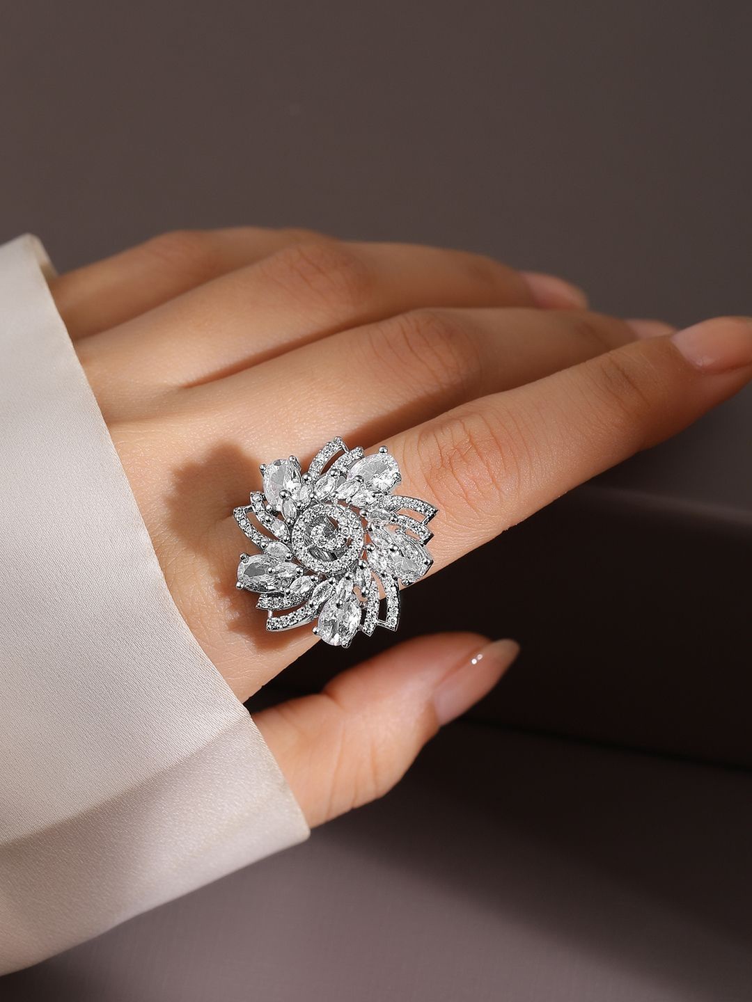 

Rubans Rhodium-Plated Cubic Zirconia Studded Swirl Design Adjustable Finger Ring, Silver