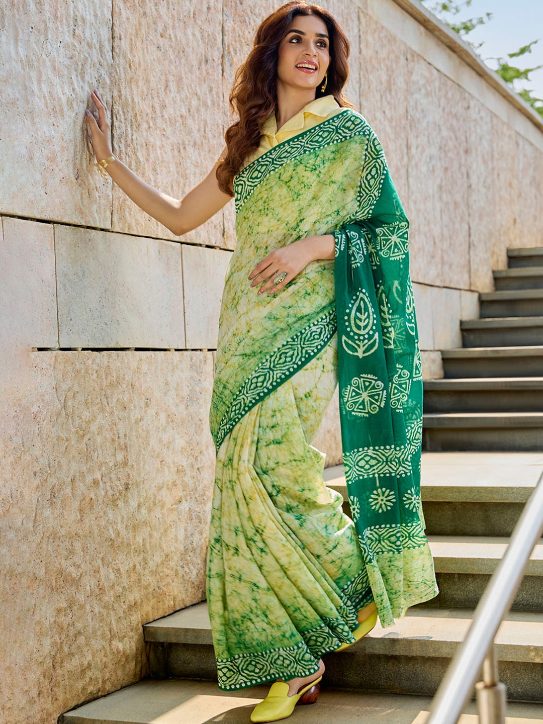 

Taneira Tie and Dye Pure Cotton Saree, Green