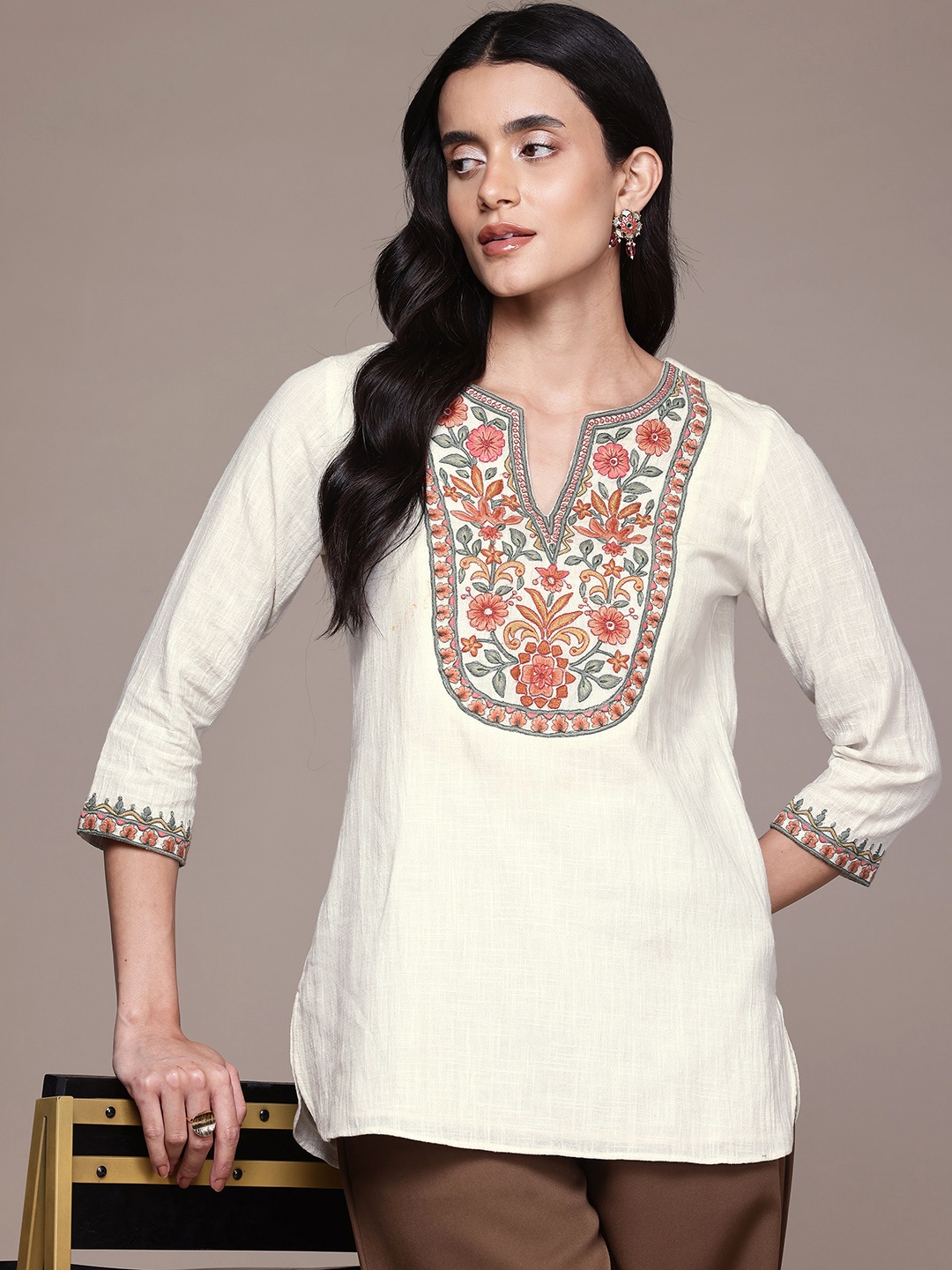 

aarke Ritu Kumar Floral Embroidered Flared Sleeves Thread Work Pure Cotton Kurti, Off white
