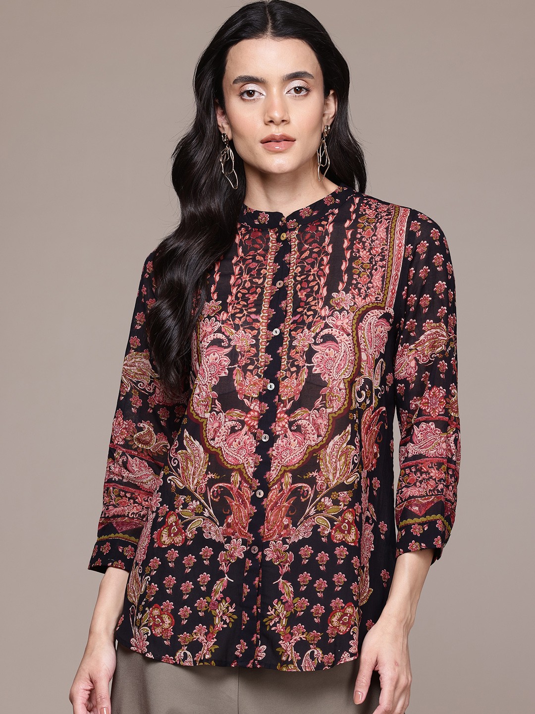 

aarke Ritu Kumar Women Slim Fit Floral Opaque Printed Casual Shirt, Black