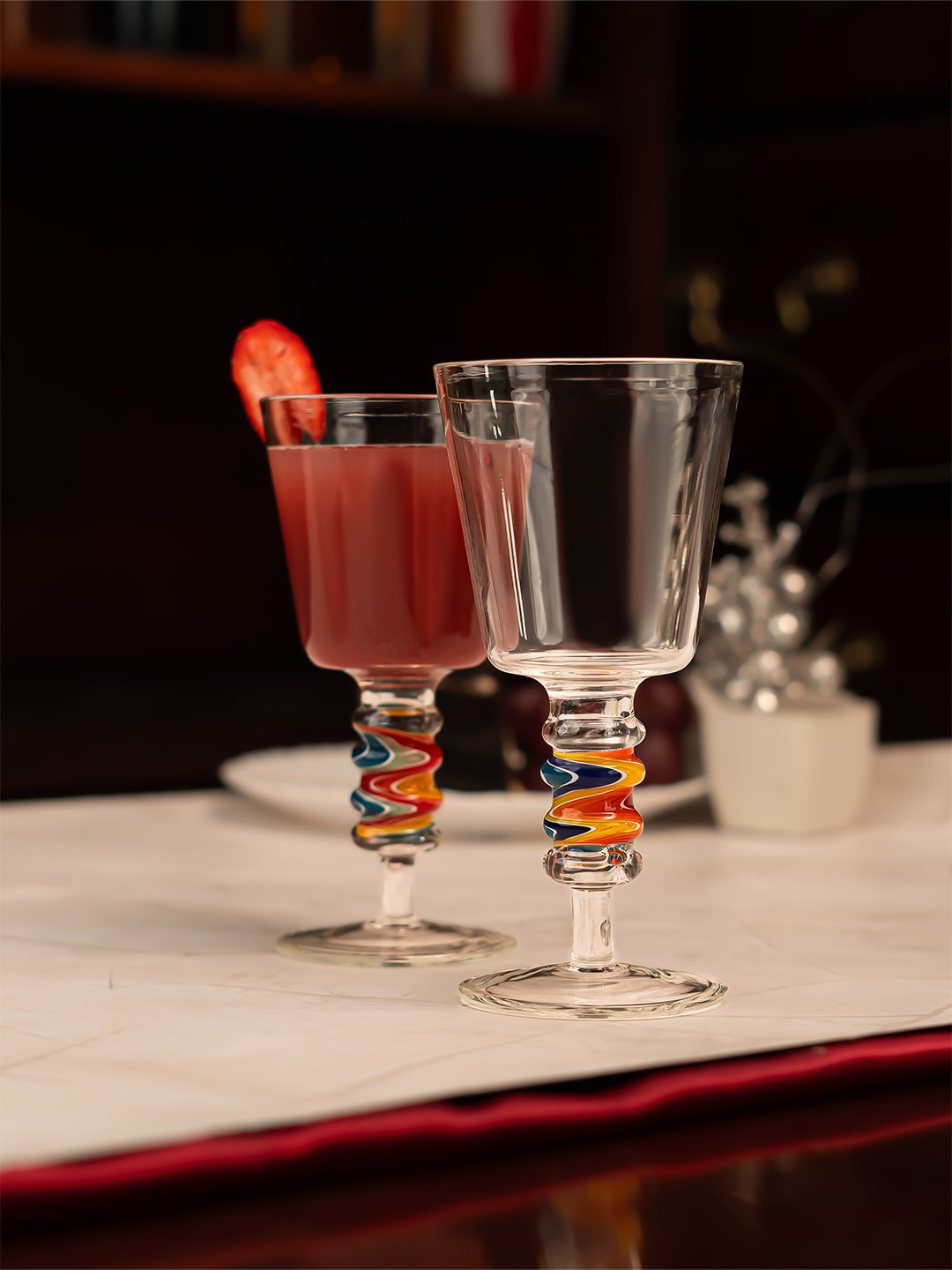 

Aura Transparent & Blue 4 Pieces Borosilicate Artisian Wigwag Wine Goblet Bar Glasses