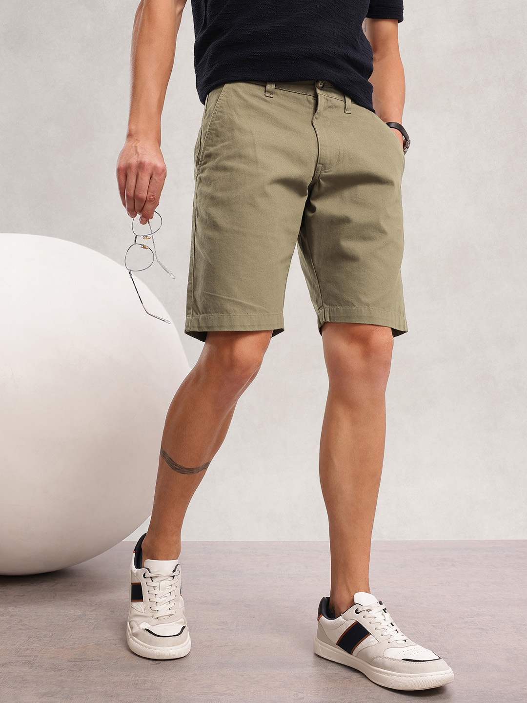 

Nautica Men Solid Pure Cotton Slim Fit Chino Shorts, Olive