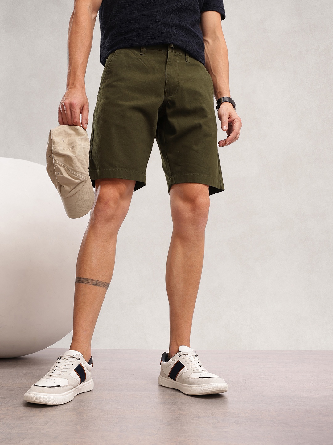 

Nautica Men Solid Pure Cotton Slim Fit Chino Shorts, Olive