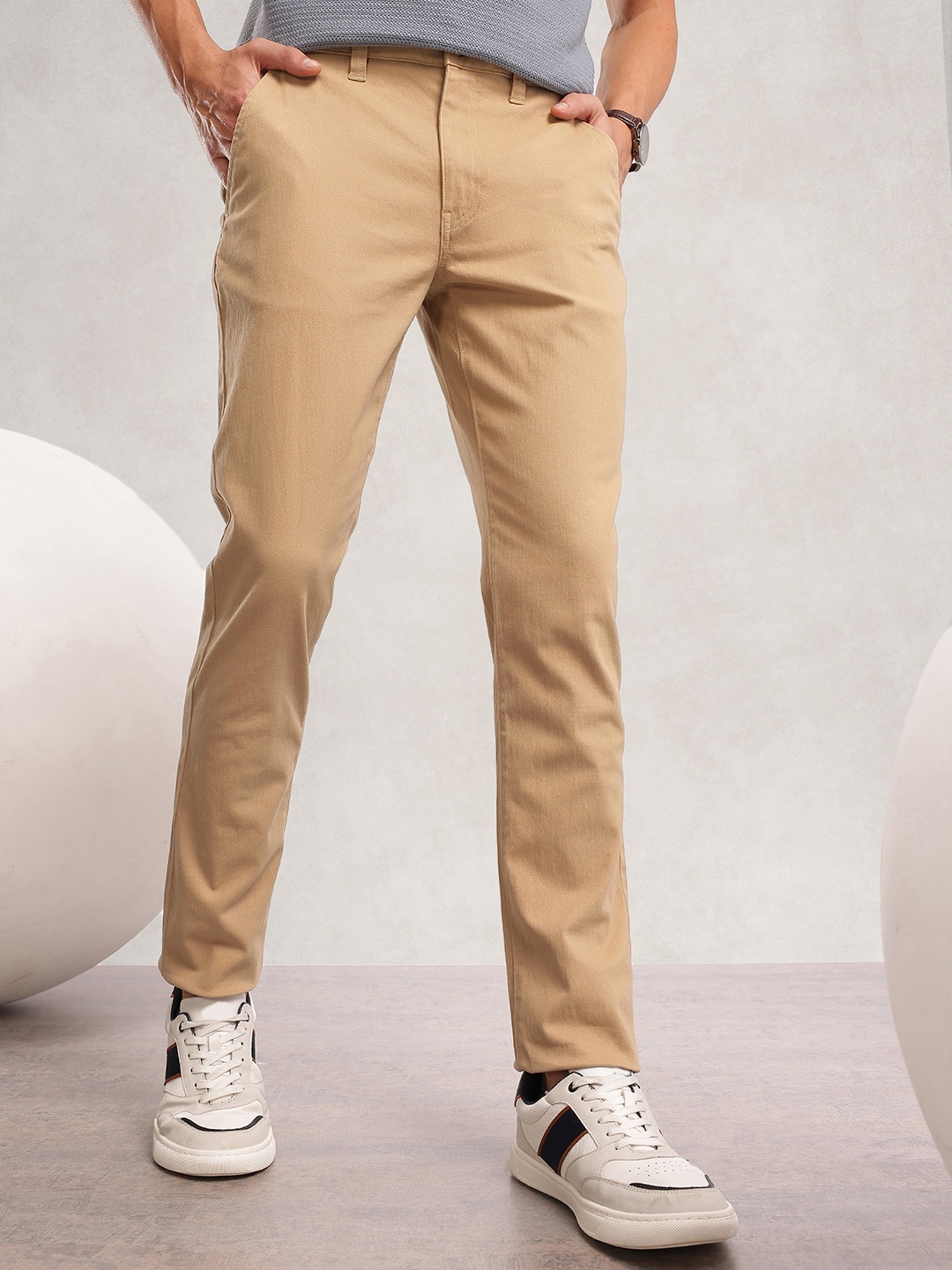 

Nautica Men Smart Slim Fit Easy Wash Chinos Trousers, Beige