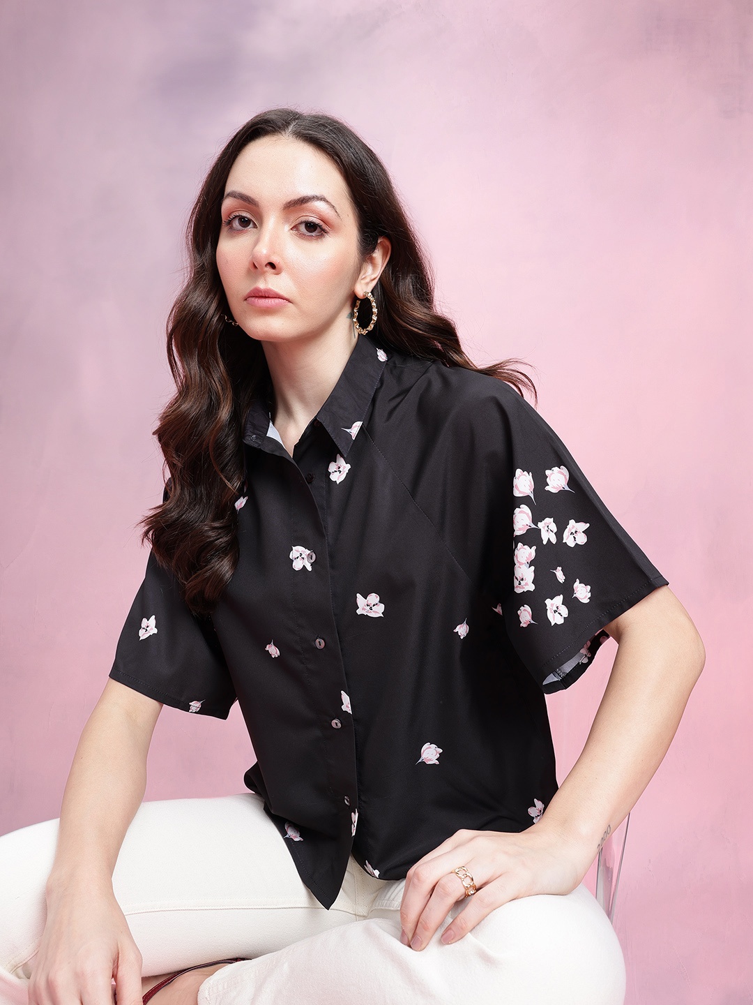 

DressBerry Comfort Floral Printed Flared Raglan Sleeve Casual Shirt, Black
