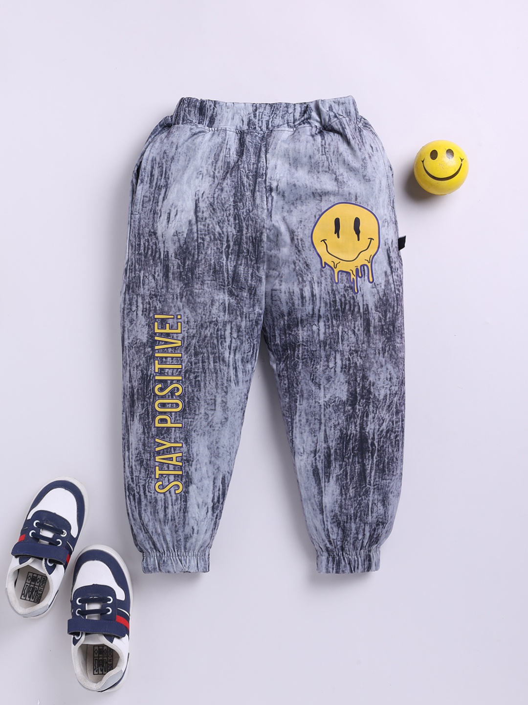 YK X Minute Mirth Boys Printed Joggers, Black
