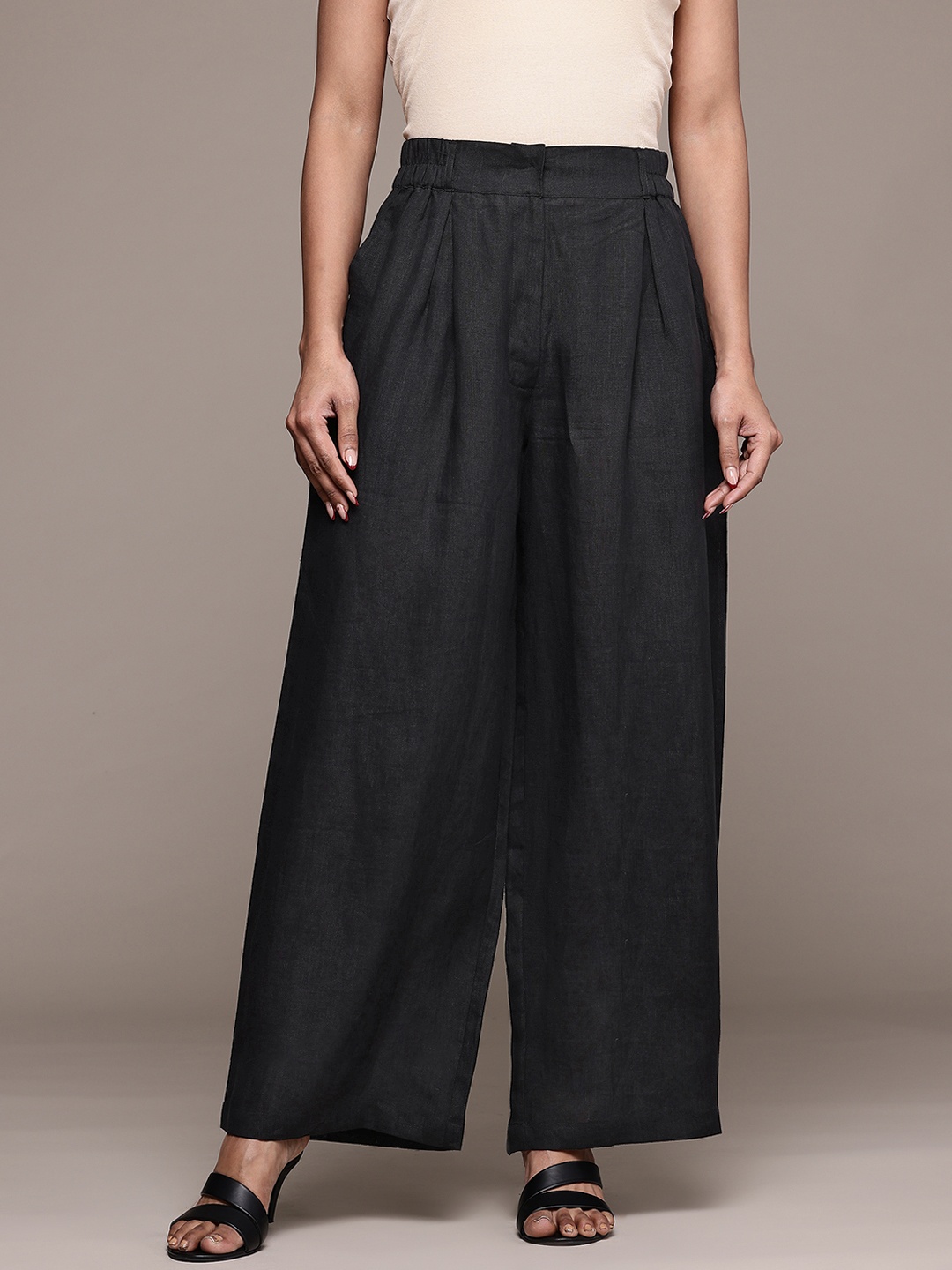 

Ritu Kumar Women Pleated Wide Leg Trousers, Black