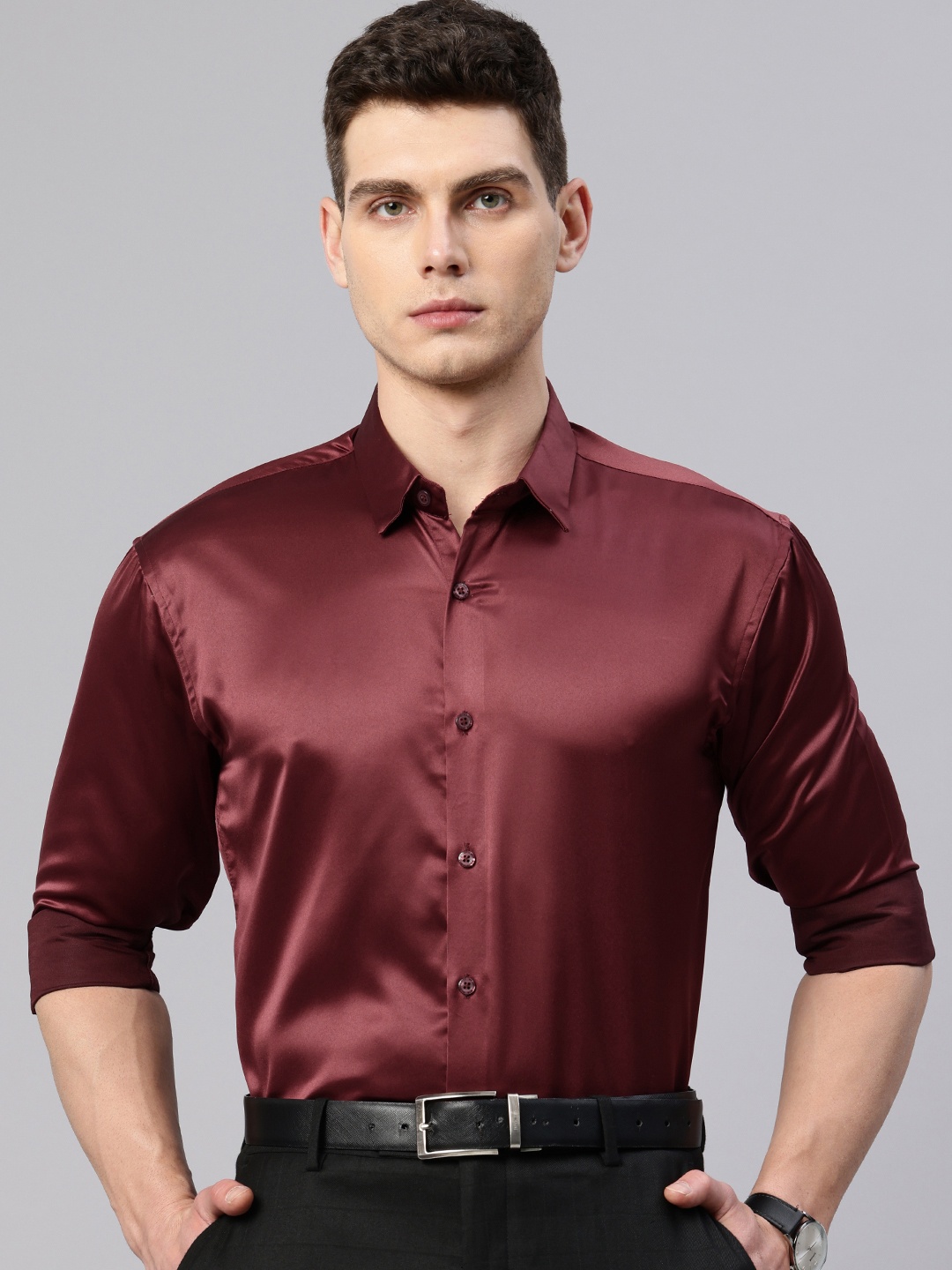

Majestic Man Modern Slim Fit Formal Shirt, Maroon