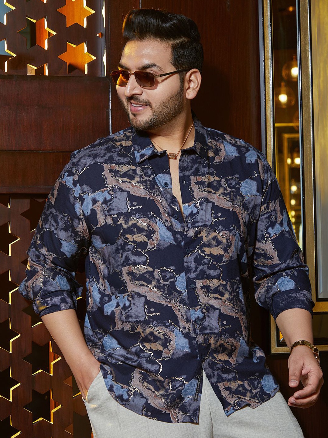 

Instafab Plus Men Comfort Opaque Printed Casual Shirt, Blue