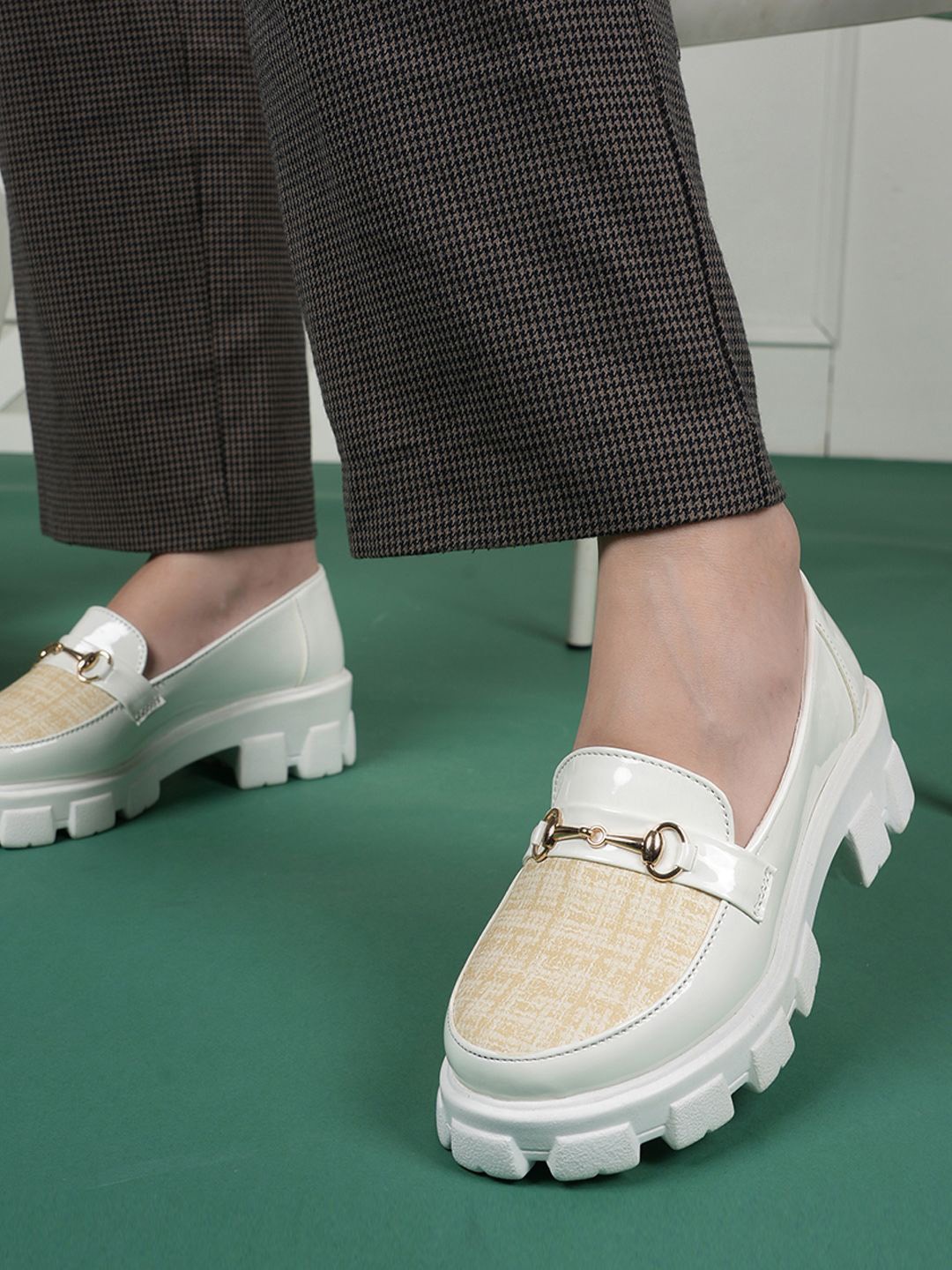 

DressBerry Women Patent Leather Loafers, White