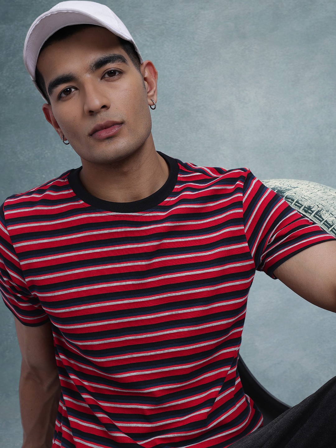 

The Roadster Lifestyle Co. Horizontal Striped T-shirt, Red