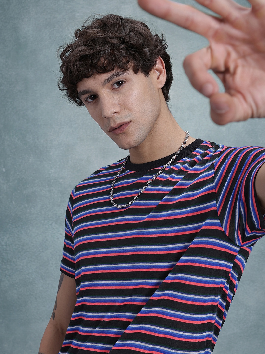 

The Roadster Lifestyle Co. Horizontal Striped T-shirt, Black