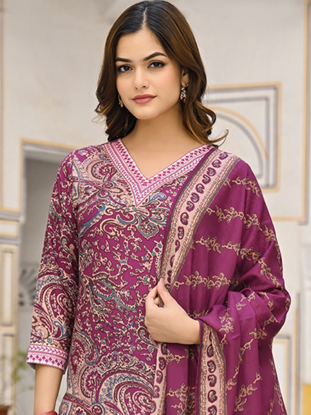 

AHIKA Paisley Printed V Neck Kurta with Trousers & Dupatta, Purple