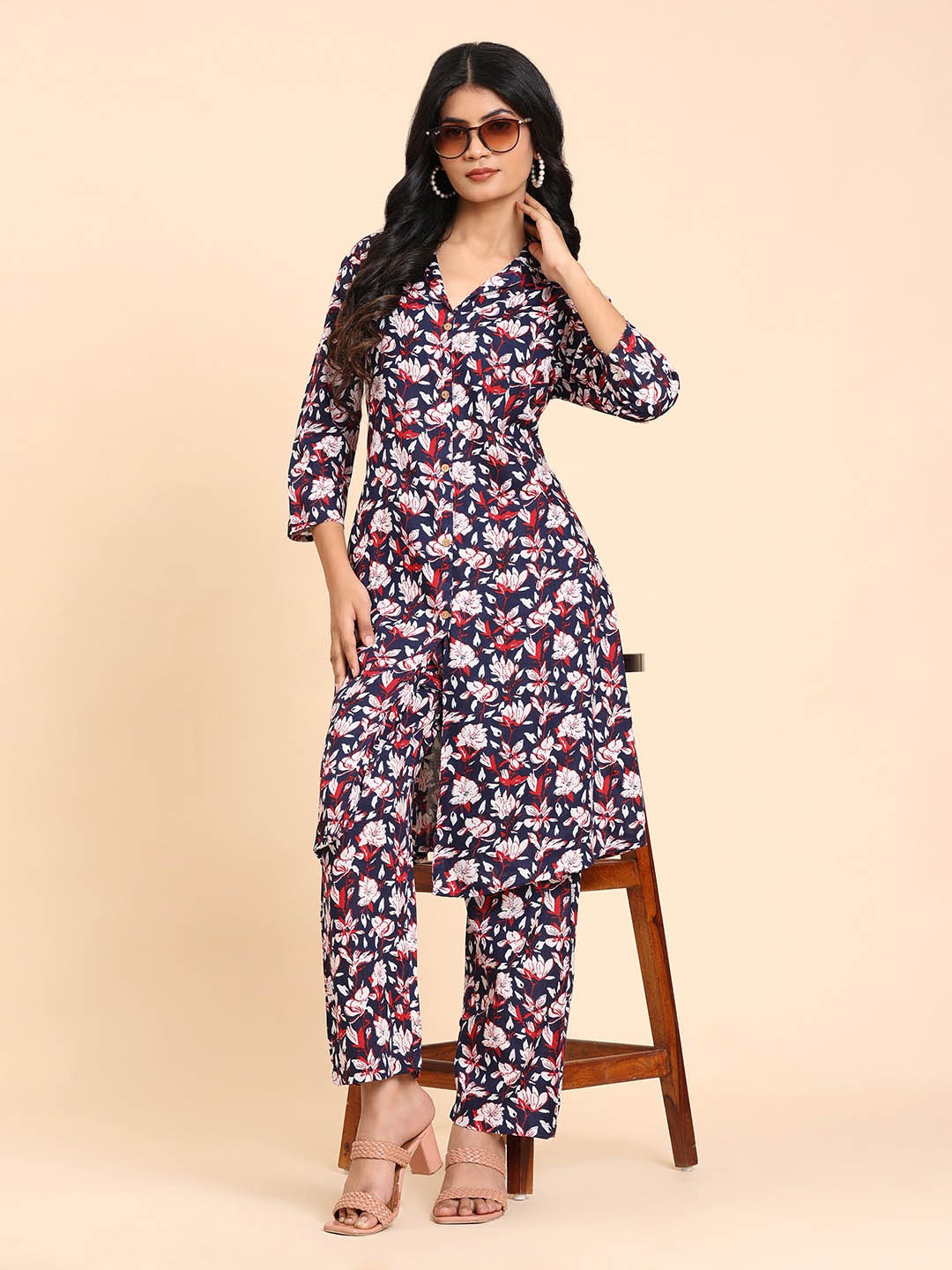 

BAPS Floral Printed Pure Cotton Tunic With Trousers, Navy blue