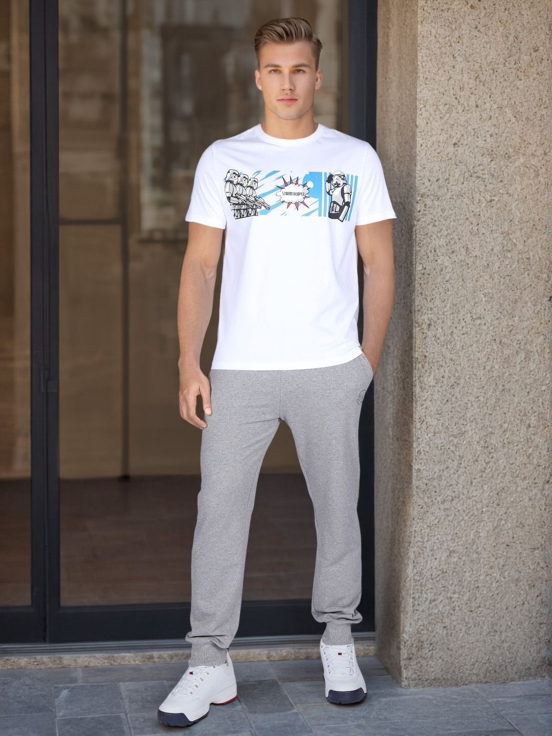 

Lee X Stormtrooper Graphic Print White Crew Neck Tshirt