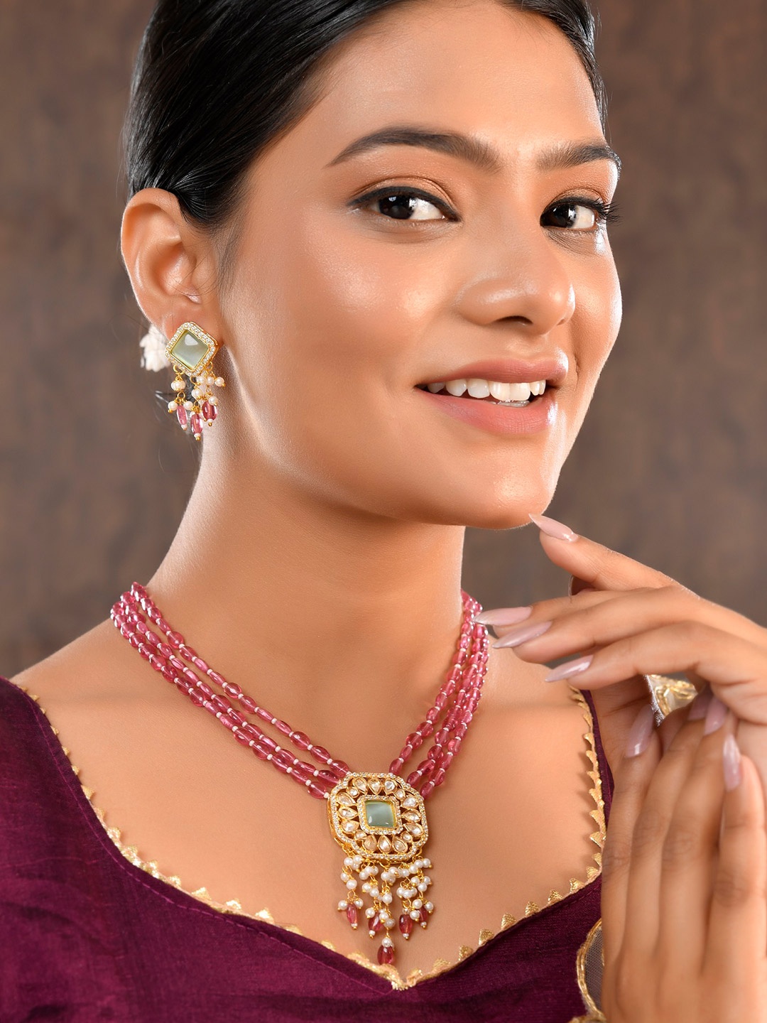 

STYYO Gold-Plated Kundan Stones Studded And Pearls Beaded Jewellery Set, Pink