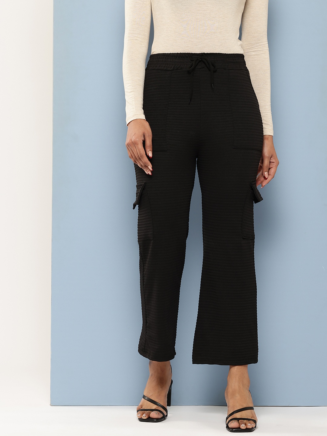 

Aarika Women Textured Relaxed Cargos, Black