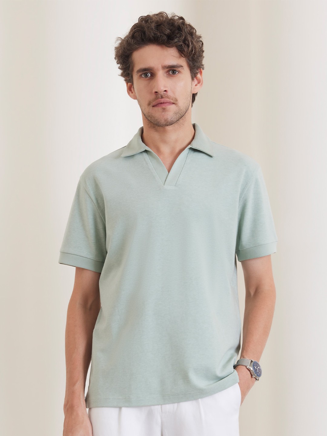 

Bombay Shirt Company Men Solid Polo Collar T-shirt, Green