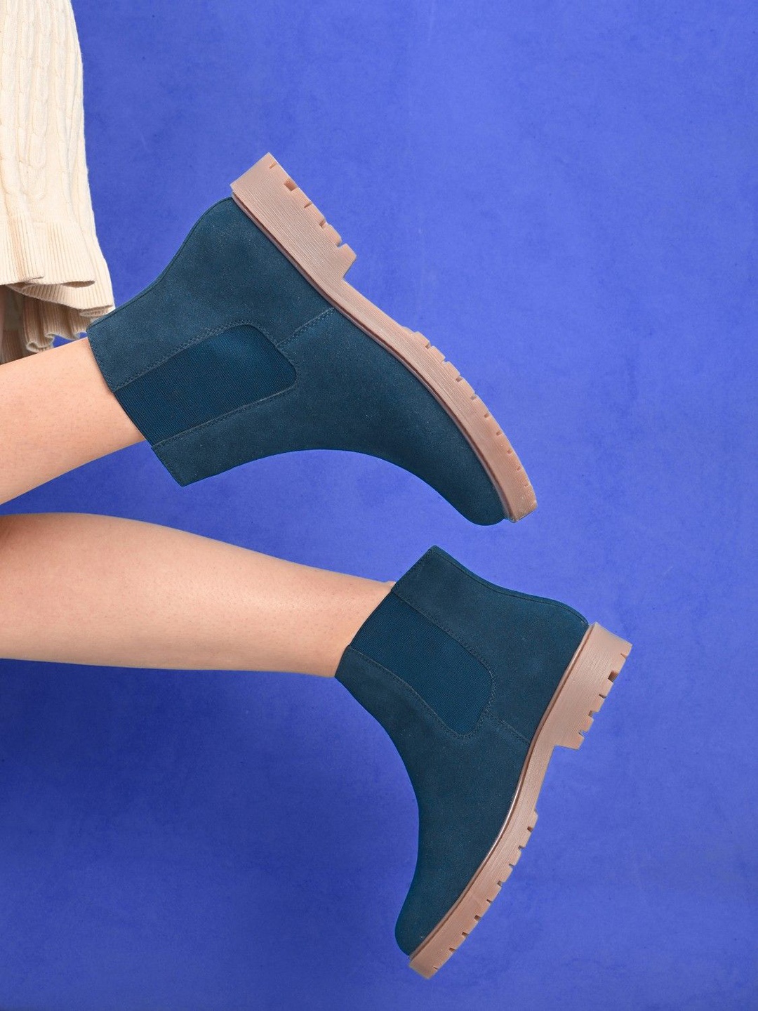 

The Roadster Lifestyle Co Women Slip On Chelsea Boots, Blue