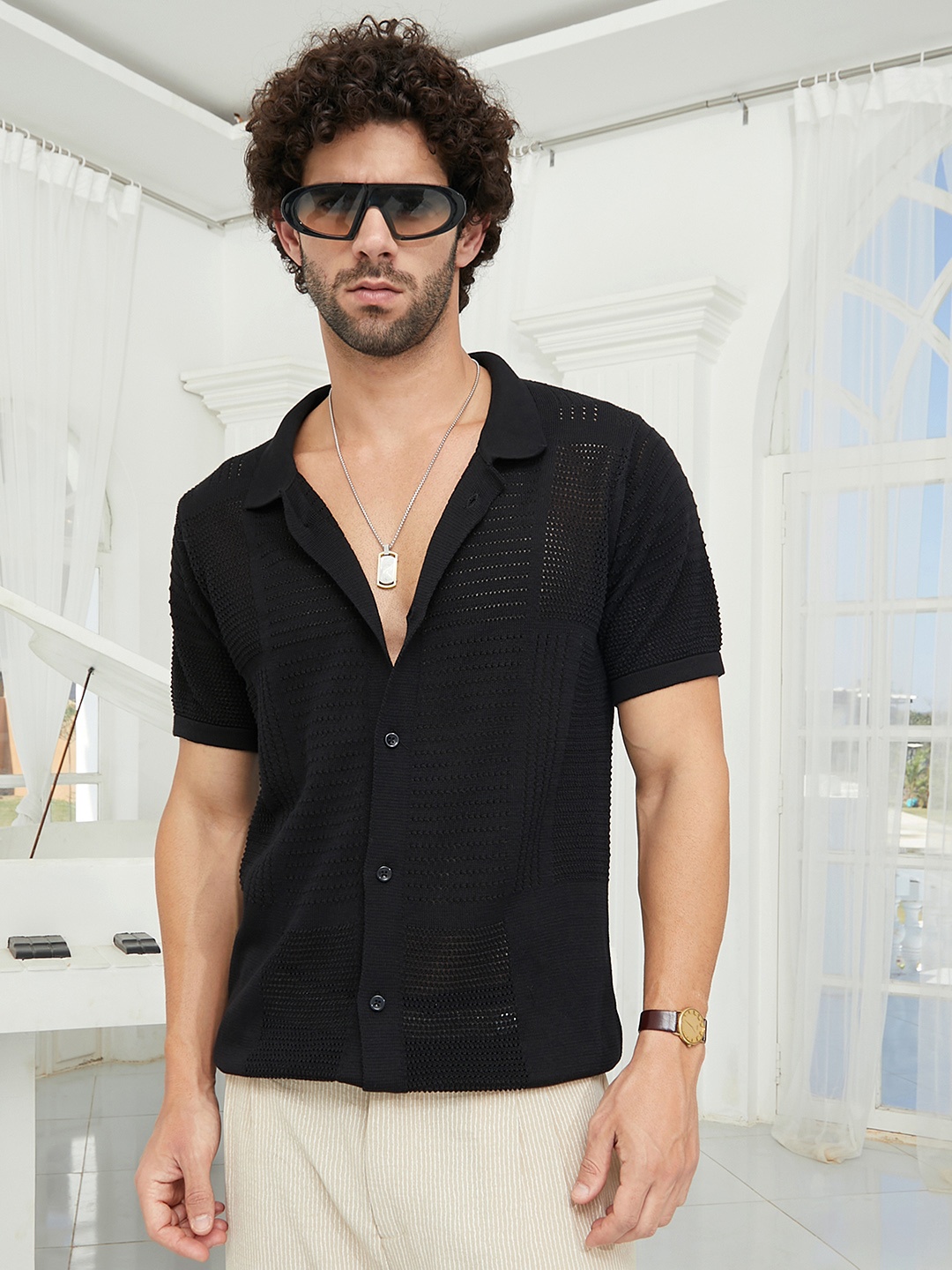 

Campus Sutra Men Comfort Opaque Checked Casual Shirt, Black