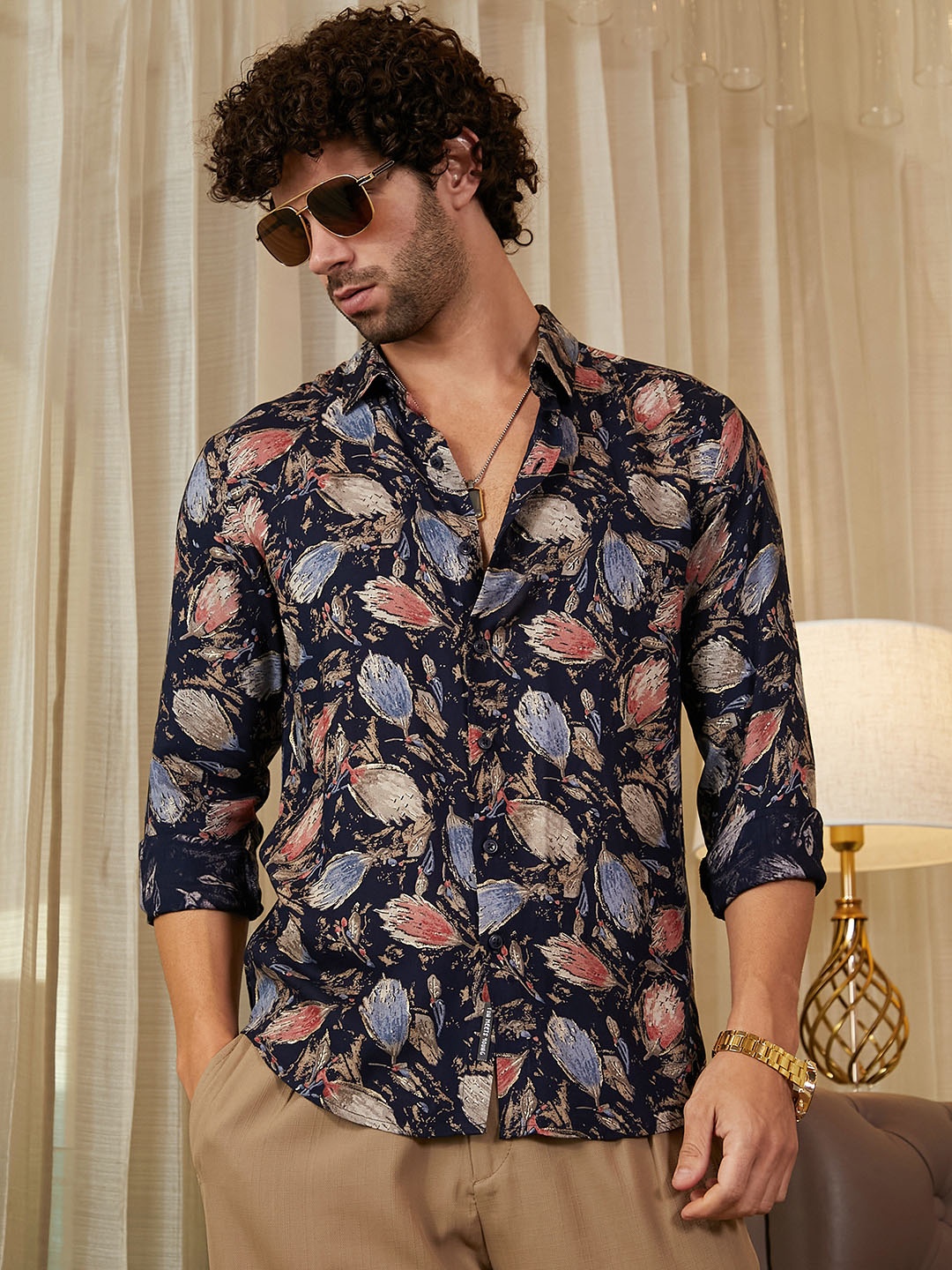 

Campus Sutra Men Comfort Opaque Striped Casual Shirt, Black