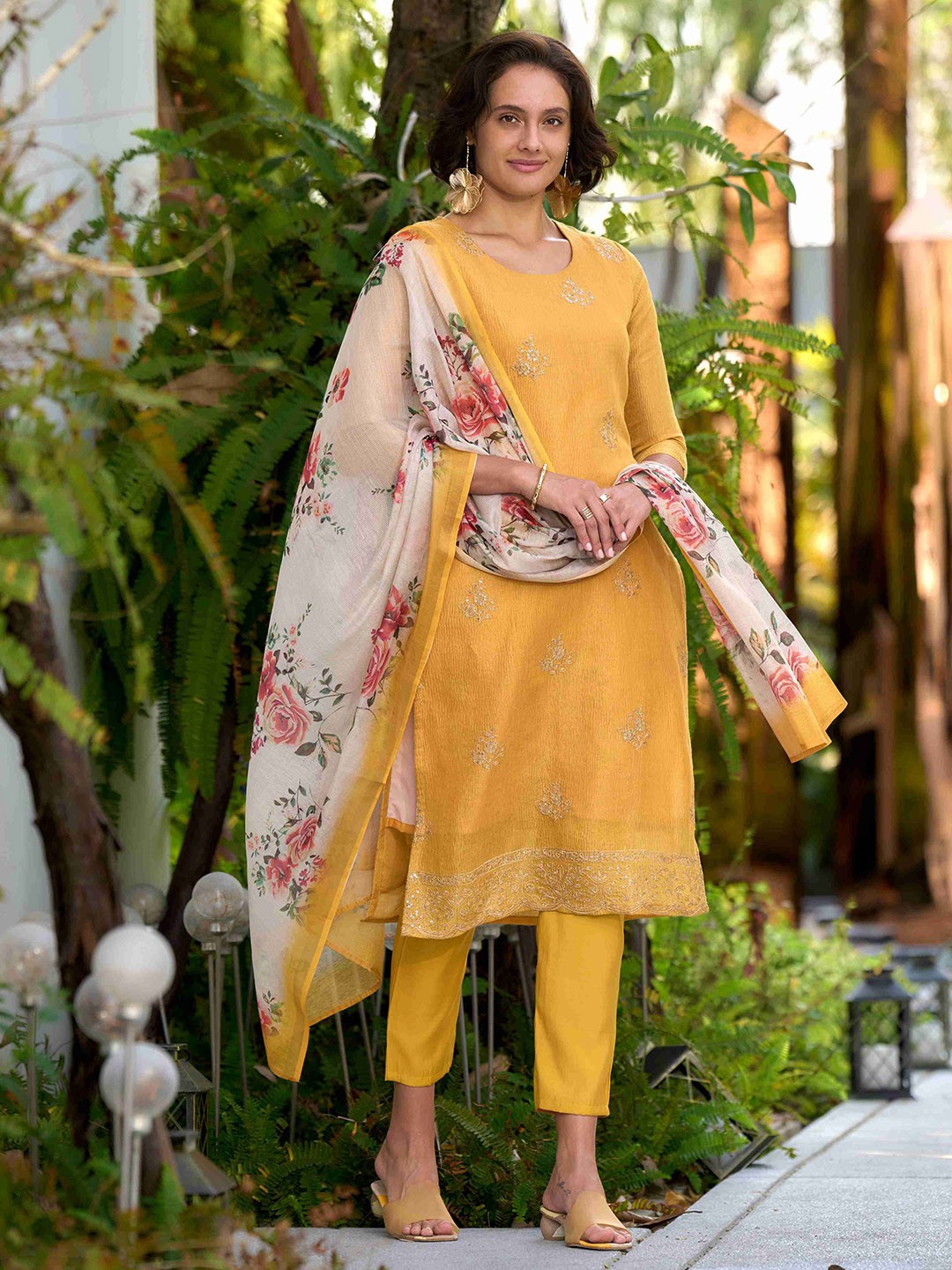 

MOJILAA Women Floral Embroidered Regular Sequinned Kurta with Trousers & With Dupatta, Yellow