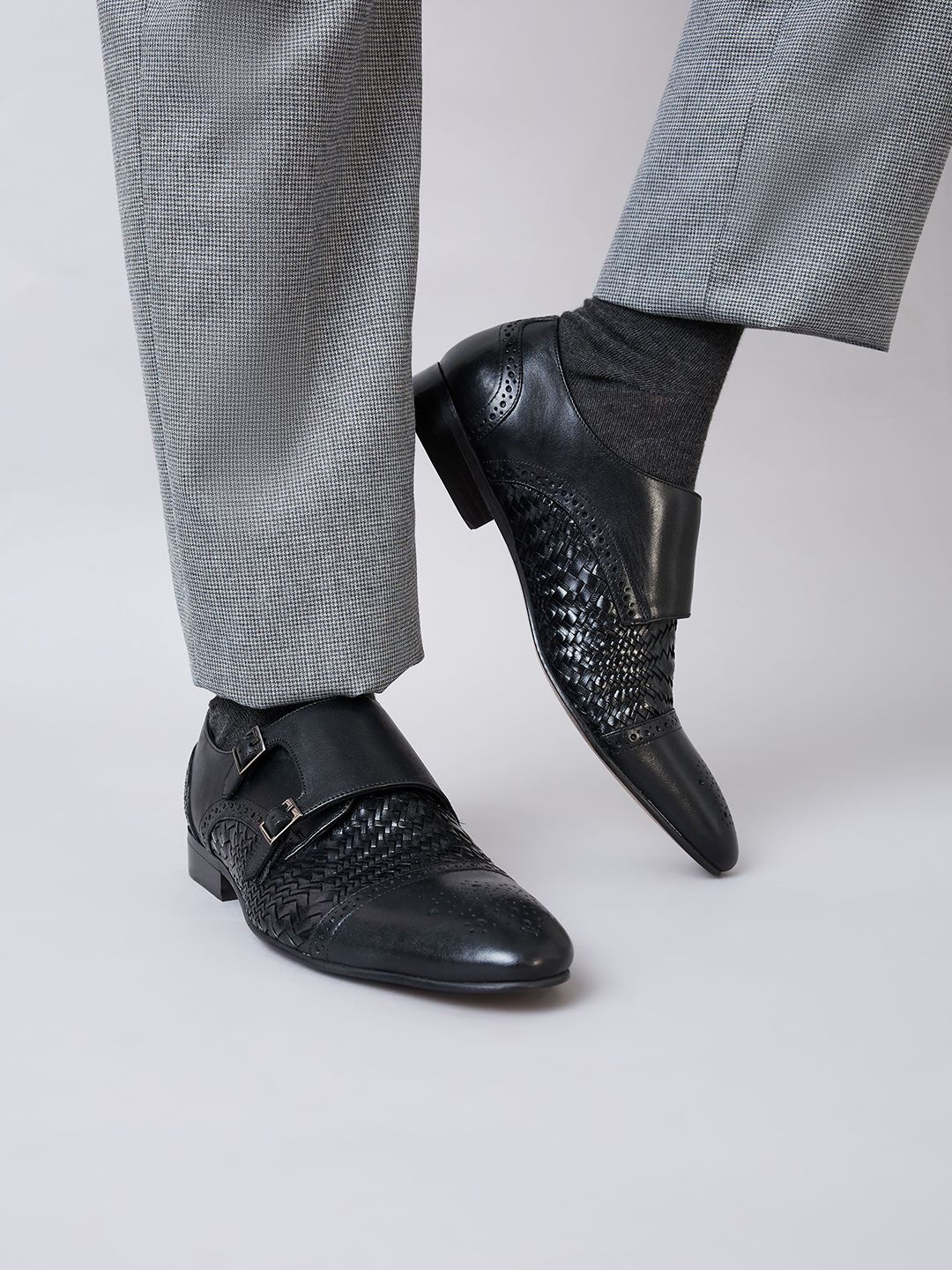 

Regal Men Woven Design Leather Formal Double Monk Shoes, Black