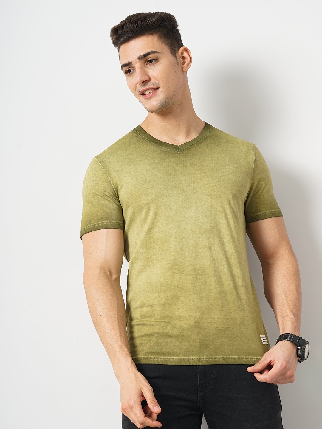 

Genoa Men Tie and Dye Dyed V-Neck Slim Fit T-shirt, Olive