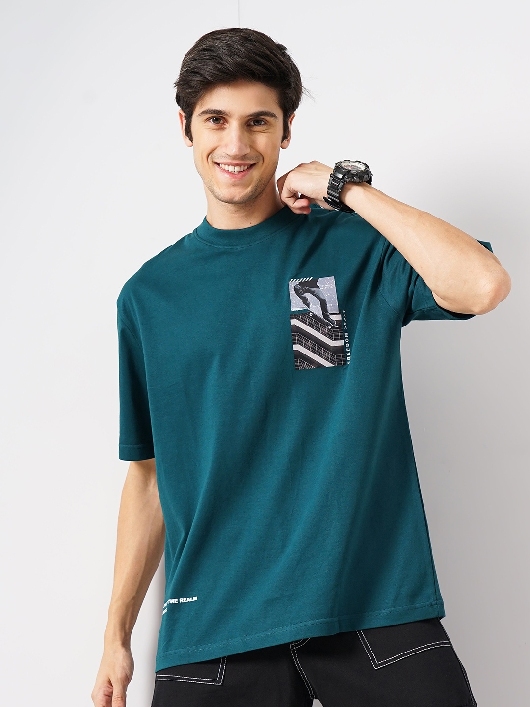 

Genoa Men Typography Printed T-shirt, Green