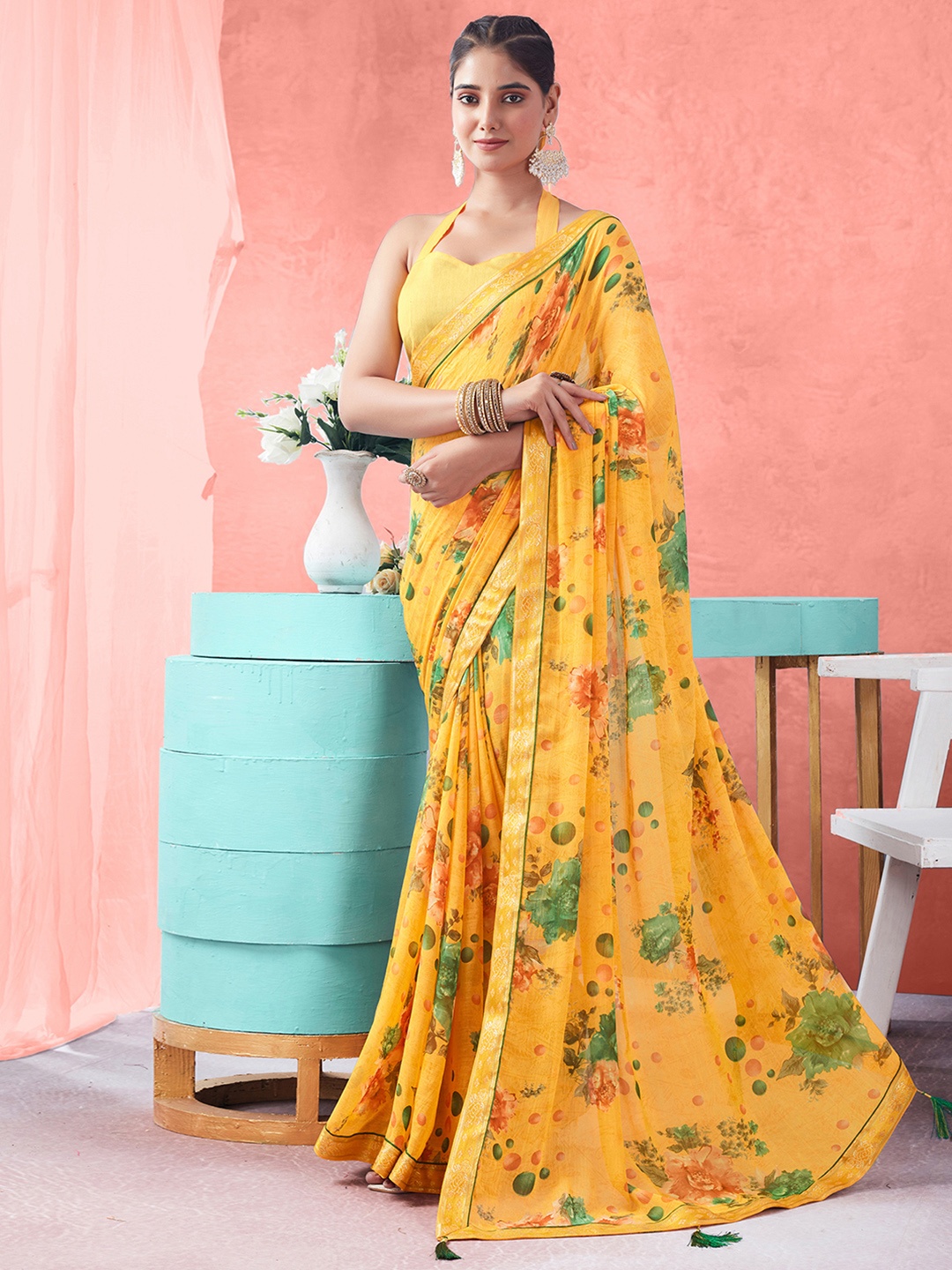 

Sangria Printed Saree With Blouse, Yellow