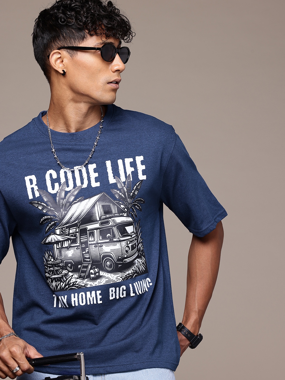 

R.Code by The Roadster Life Co. Men Printed Relaxed Fit T-shirt, Navy blue