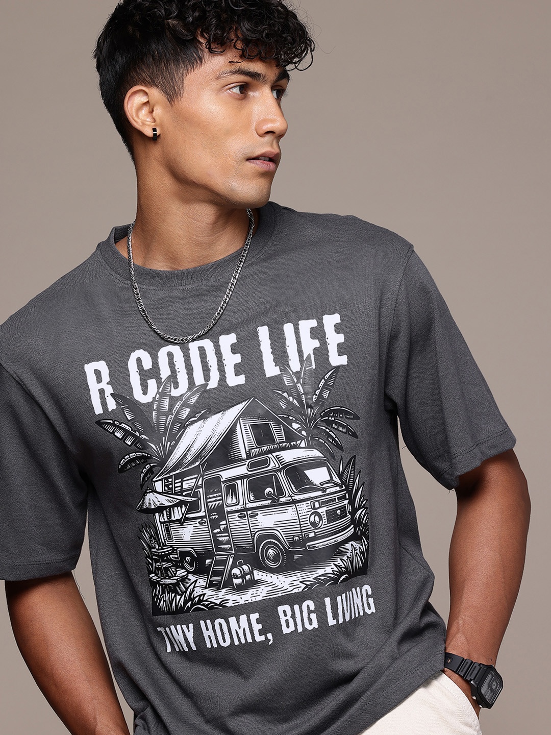 

R.Code by The Roadster Life Co. Men Graphic Printed Relaxed Fit T-shirt, Grey