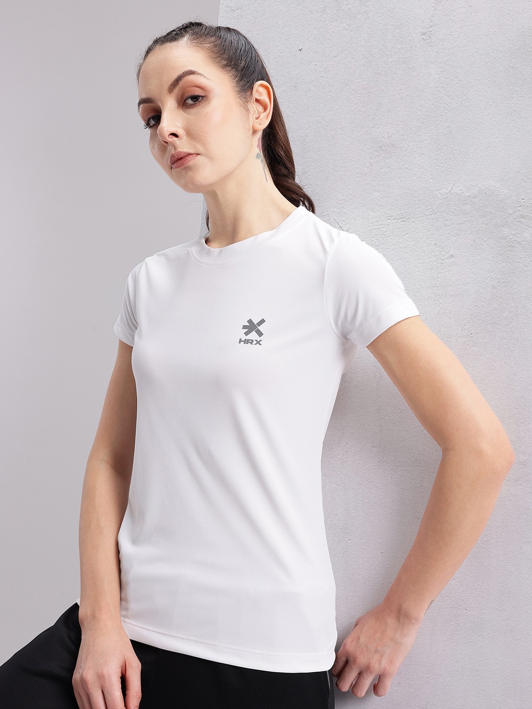 

HRX by Hrithik Roshan Solid T-shirt with Brand Logo Detail, White
