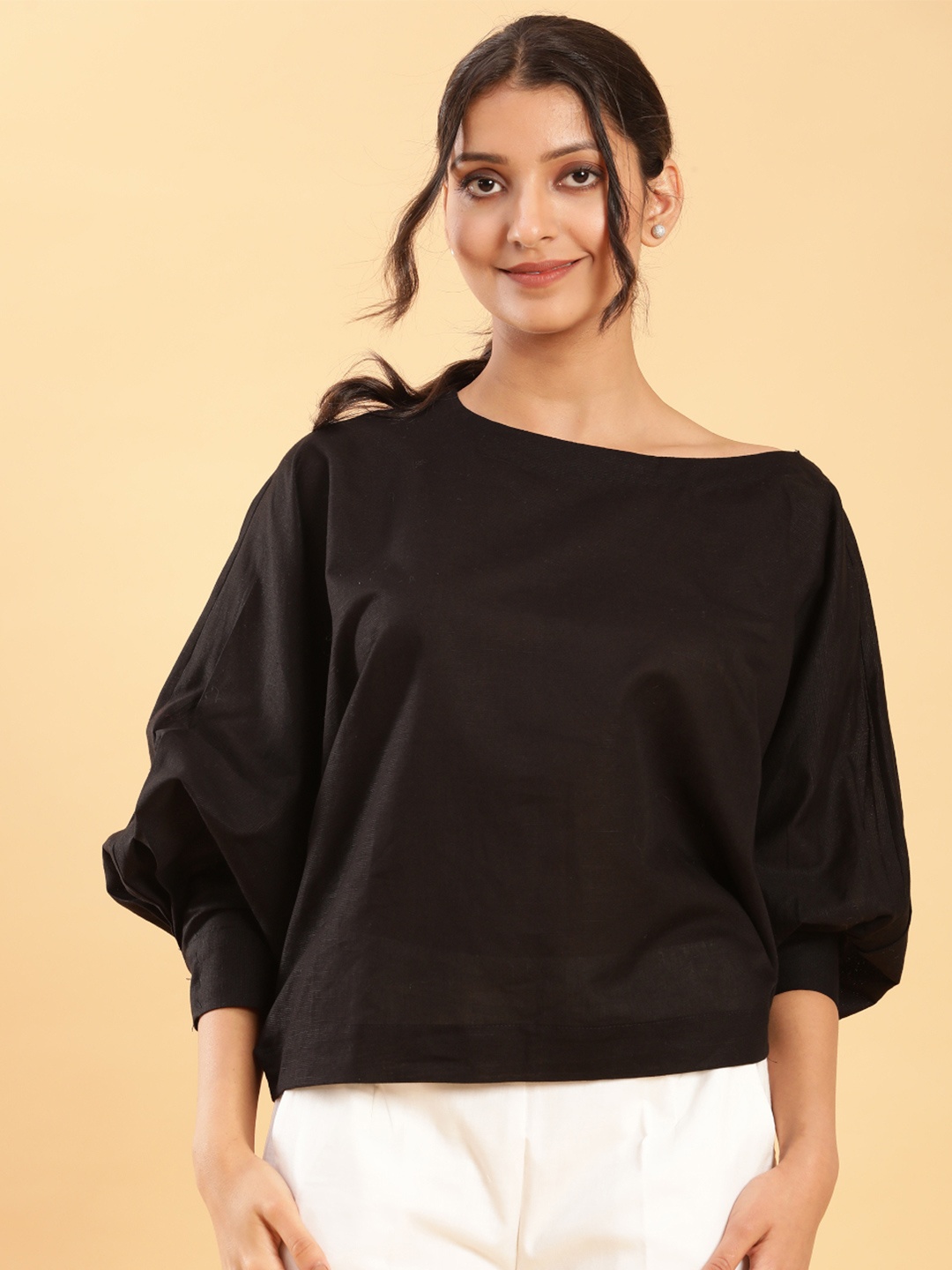 

BohoJazz Style The Way You Want Women Bishop Sleeves Boat Neck Linen Boxy Top, Black